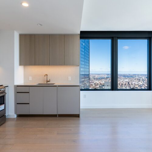 3 Court Square, Skyline Tower